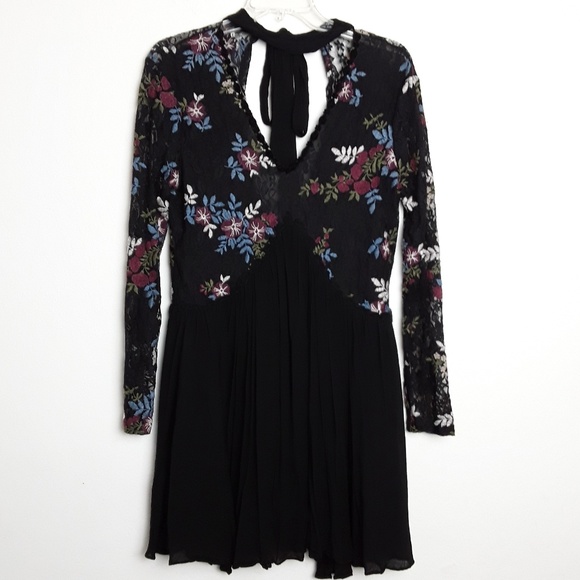 Chelsea & Violet Dresses & Skirts - 💜  Chelsea & Violet Romantic Rebel Floral embroidered dress Gothic Black